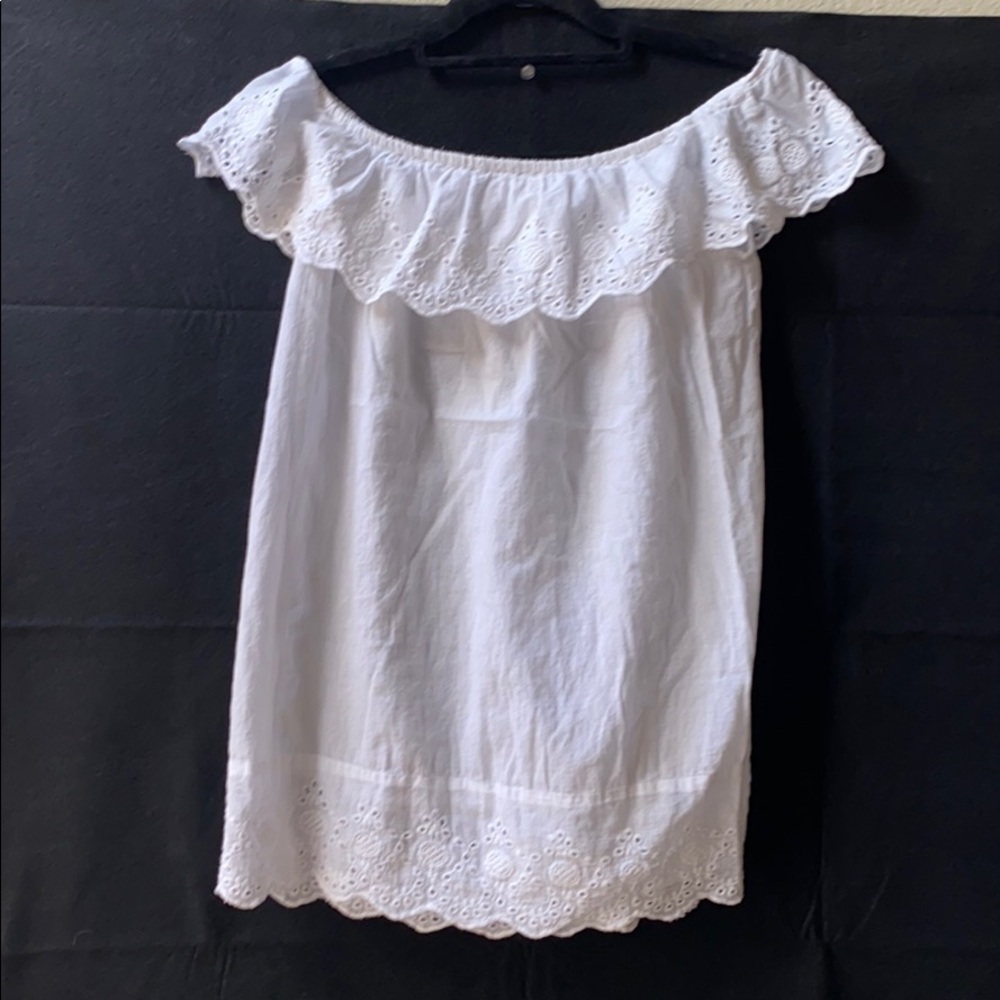 White off shoulder top size smal